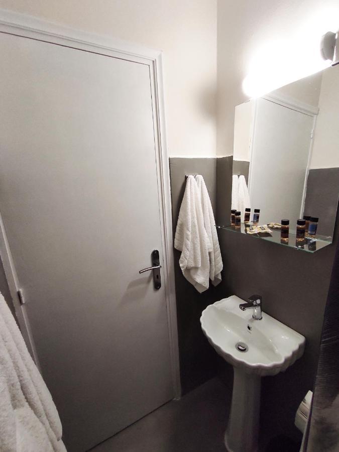 Appartement Budget 2 - Renovated January 2020 Charaki