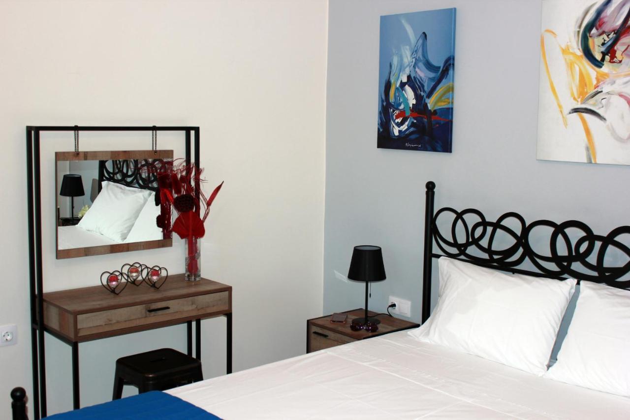Budget 2 - Renovated January 2020 Appartement Charaki